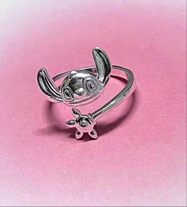 Face Ring with Adjustable Sizing - Limited Edition for Fans and Lovers - Blacinshop