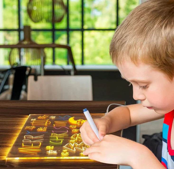 Light-Up Coloring Board 🎨 - Blacinshop