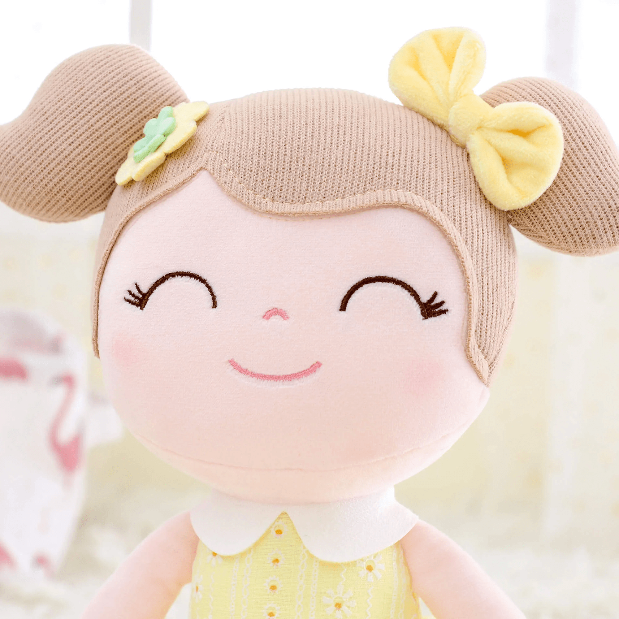 Yellow Dress & Light Brown Hair - Blacinshop